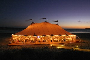 sailcloth-wedding-tent-hire-10